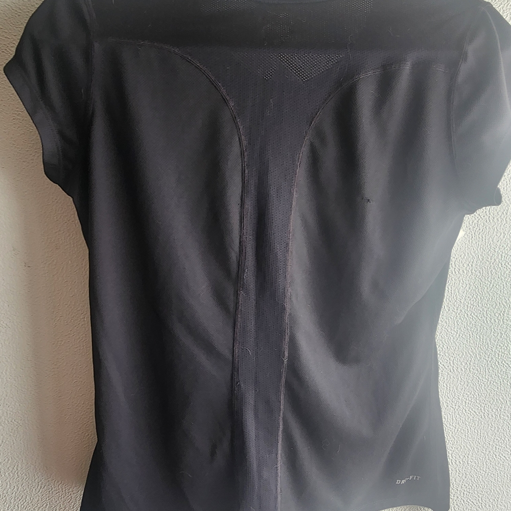 Nike Women's Black Sports Top - Picture 2 of 9